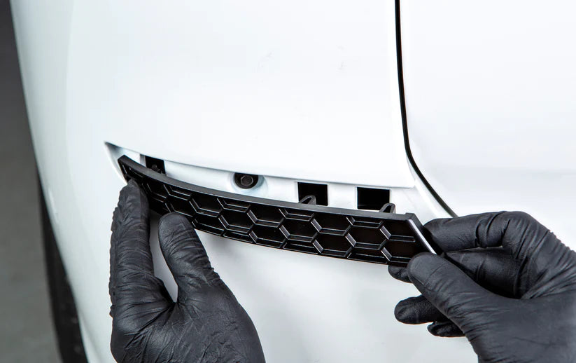 BMW F97 X3M Rear Reflector Delete Kit - Honeycomb